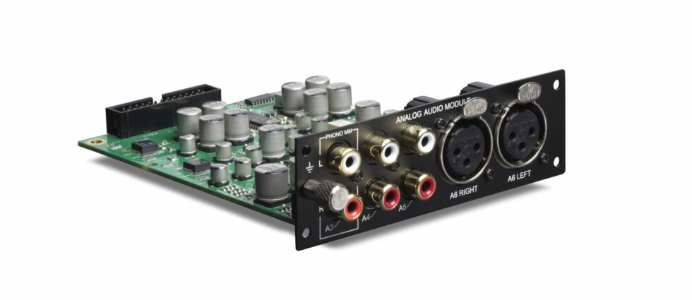 Lyngdorf Audio TDAI-2210 Integrated Streaming Amplifier